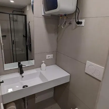 Valona 101 - Elegant Loft Bari