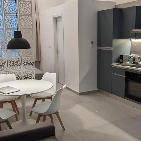 Valona 101 - Elegant Loft