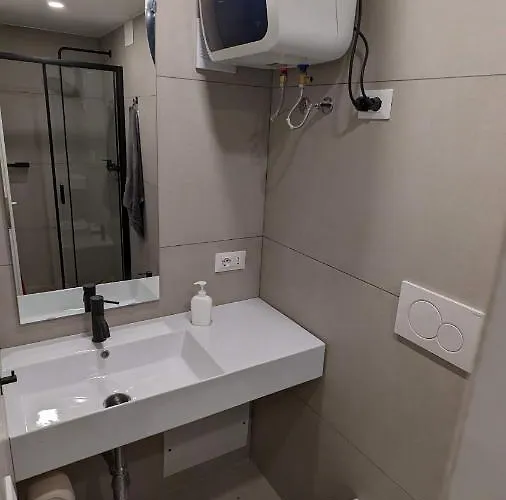 Valona 101 - Elegant Loft Bari